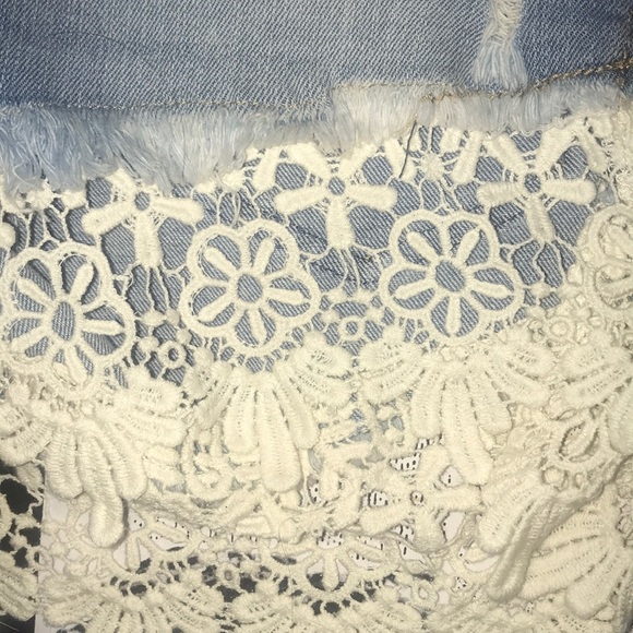 Lace denim shorts - Picture 4 of 4